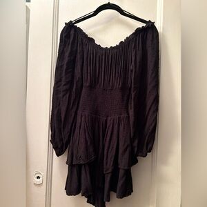 Princess Polly Black Long sleeve Smocked Waist Romper Size 4